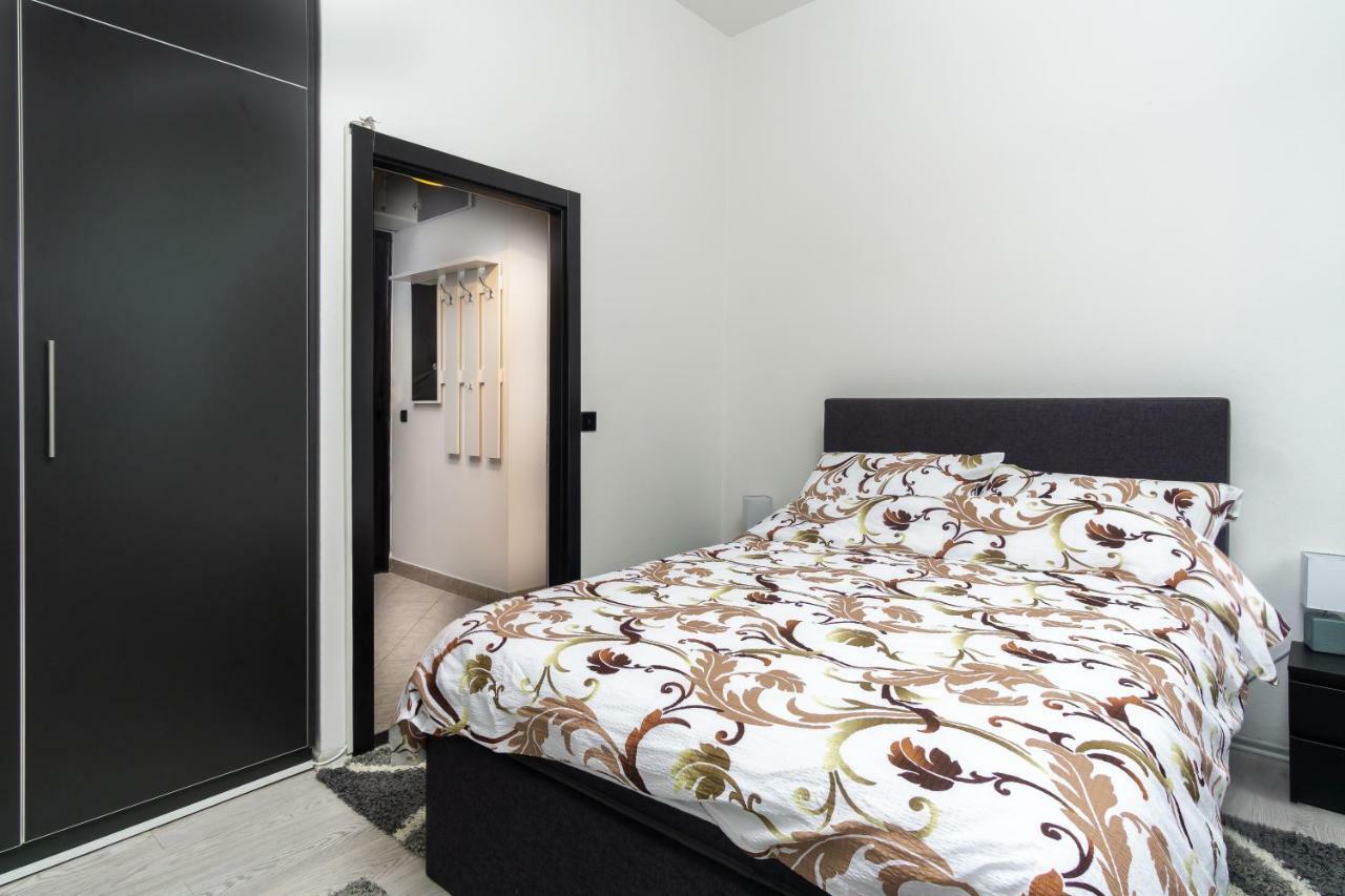 Apartman Ambasador ザグレブ エクステリア 写真