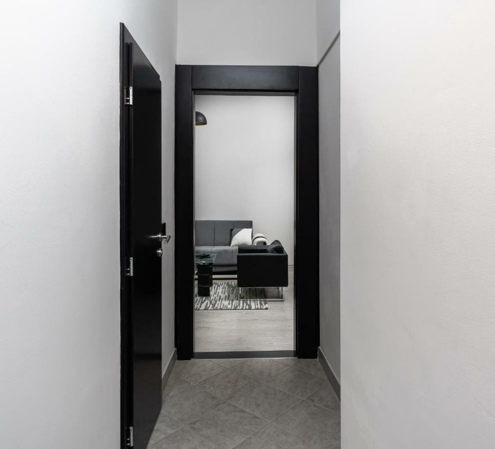 Apartman Ambasador ザグレブ エクステリア 写真